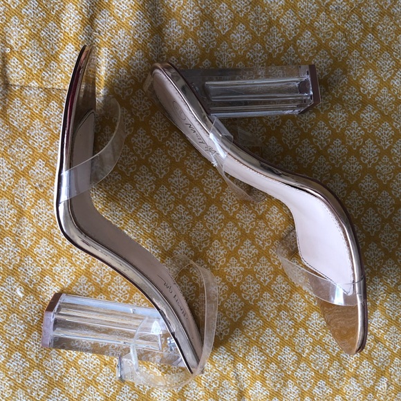 Clear Block Heels with Gold Details - Picture 3 of 4